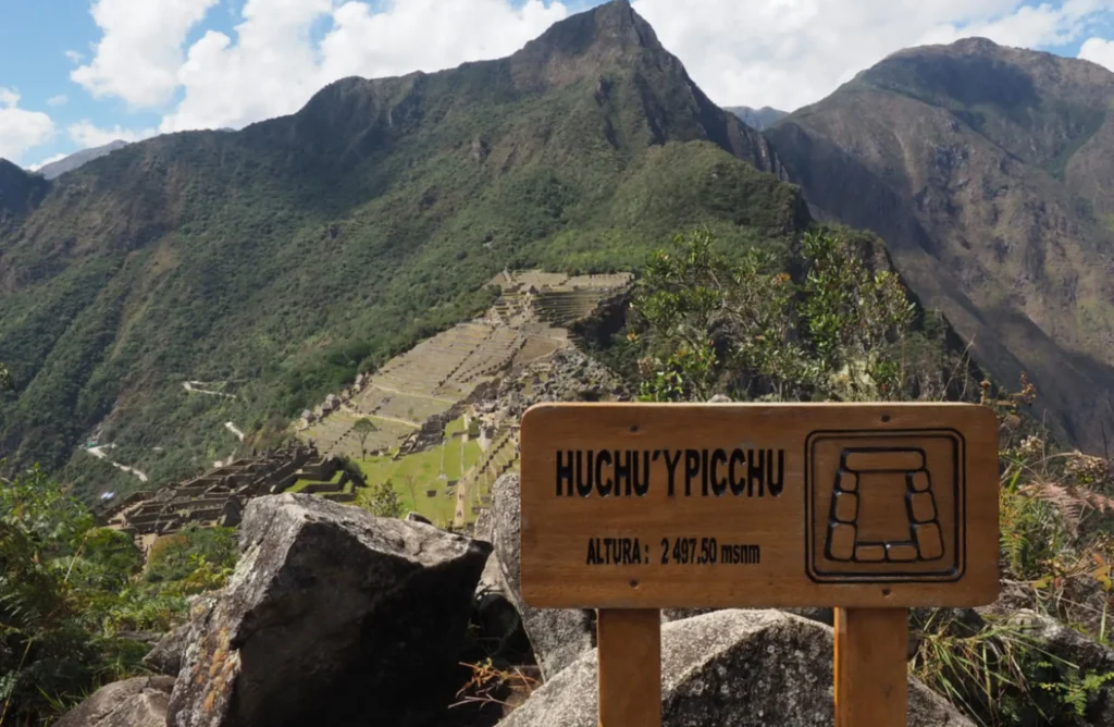 Huchuypicchu Mountain ticket + Circuit 4
